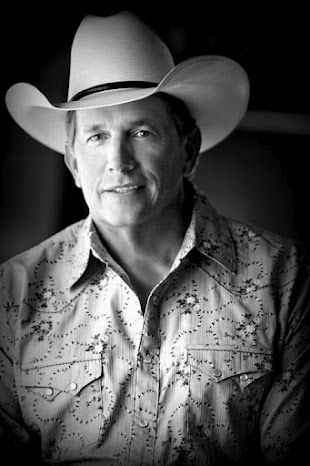 George Strait... its official..we will be going to his last concert on JUNE 1st in SA!! George Strait Family, King George Strait, Loretta Lynn, Alan Jackson, Marina And The Diamonds, Shania Twain, Country Music Artists, George Strait, Country Music Stars