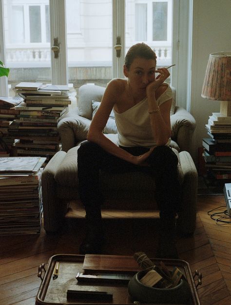 A Stylist for 25 Years, Camille Bidault-Waddington Reflects on Her Own Fashionable Past and Where the Industry Is Going | Vogue Paris Living Rooms, Stella Tennant, Pile Of Books, Under The Surface, Study Photos, Tina Fey, 25 Years, New Music, Creative Director