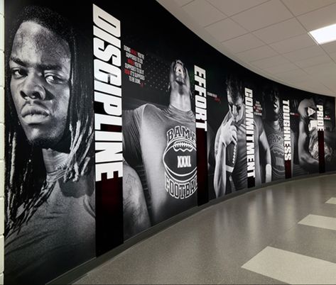 ALABAMA HALL OF CHAMPIONS #Alabama #RollTide #Bama #BuiltByBama #RTR #CrimsonTide #RammerJammer Gym Mural, La Mecca, Gym Design Interior, Wow Photo, Desain Pantry, Gym Poster, Gym Interior, Gym Wall, Gym Art