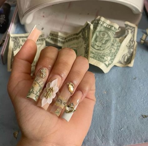 Nails Money, Butterfly Tattoos Images, Money Nails, Black Ponytail Hairstyles, Hairstyles For Layered Hair, Basic Nails, Y2k Nails, Unique Acrylic Nails, Bling Acrylic Nails