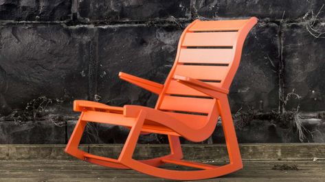 US brand Loll Designs is presenting the Rapson outdoor rocking chair — an updated version of the 1939 Rapid Rocker by Ralph Rapson. Luxurious Lounge, Toilet Accessories Decor, Modern Outdoor Living, Outdoor Rocking Chair, Modernist Architects, Midcentury Design, Loll Designs, Baby Nursery Furniture, Table Top Design