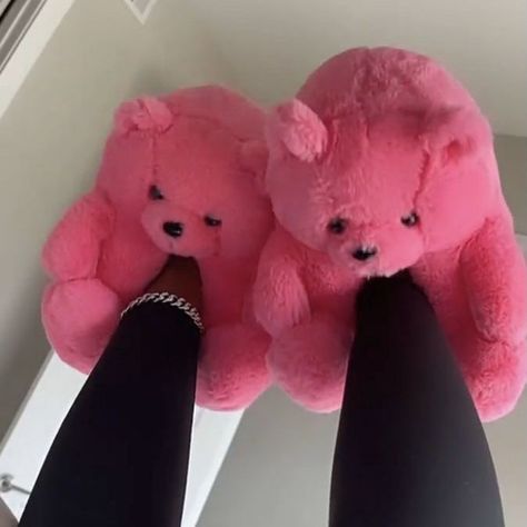 Japanese Korean Fashion, Kawaii Store, Fluffy Shoes, Y2k Harajuku, Bear Slippers, Pink Lifestyle, Dr Shoes, Pretty Shoes Sneakers, Fluffy Slippers