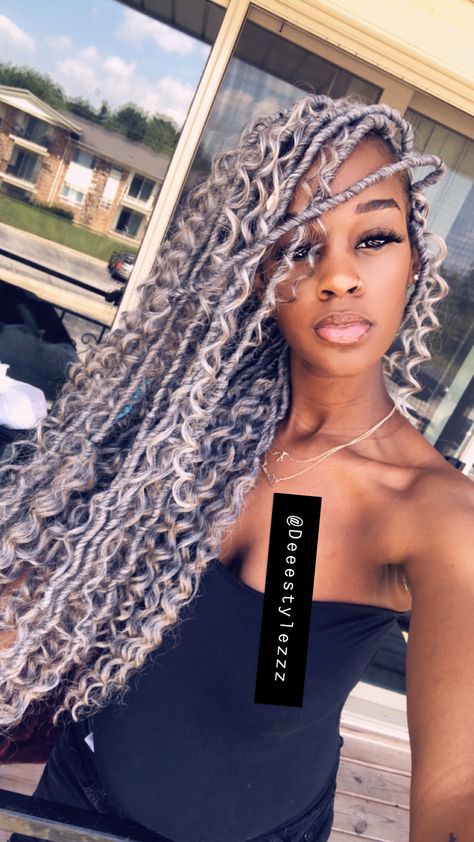 Big Twist Braids Hairstyles, Grey Hair Braids, Women Locs, Grey Hair Journey, Silver White Hair, Braids With Shaved Sides, Grey Hair Over 50, Grey Hair Inspiration, Goddess Braids Hairstyles