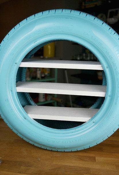 diy toy shelves from a used tire, how to, repurposing upcycling, shelving ideas Recycling Tires, برق بنزين, Recycler Diy, Studio Deco, Repurposed Tire, Toy Car Storage, Tire Craft, Tire Furniture, Tire Garden