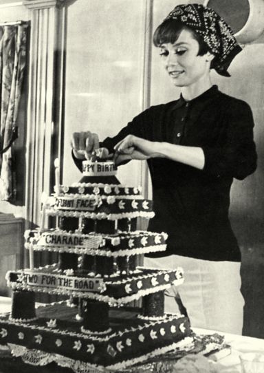 Audrey Hepburn Celebrates a Birthday! Audrey Hepburn Birthday, Audrey Hepburn Outfit, Audrey Hepburn Pictures, Audrey Hepburn Born, Jane Asher, Shirley Bassey, Sofia Loren, Myrna Loy, Audrey Hepburn Style