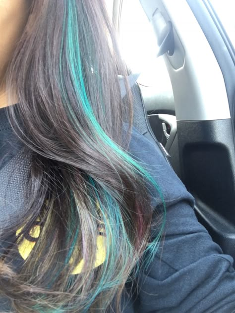 Brown Hair With Aqua Highlights, Brown And Aqua Hair, Teal Tips Hair, Color Short Hair Ideas, Teal Peekaboo Highlights, Brown And Teal Hair, Teal Peekaboo Hair, Teal Hair Extensions, Blue Green Highlights