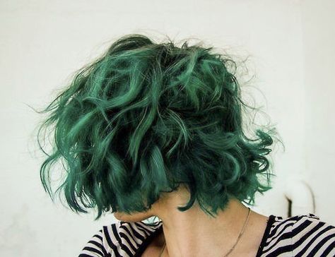 Teal Hair, Turquoise Hair, Curly Hair Inspiration, Colorful Hair, Pastel Hair, Dye My Hair, Mermaid Hair, Short Curly Hair, Hair Envy