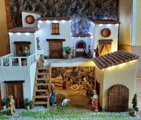 Nativity House Diy, Christmas Crib Ideas Nativity Scenes, Manger Scenes Nativity Diy, Christmas Nativity Scene Diy, Nativity House, Christmas Nativity Scene Display, Christmas Crib Ideas, Nativity Scene Diy, Nativity Scene Display