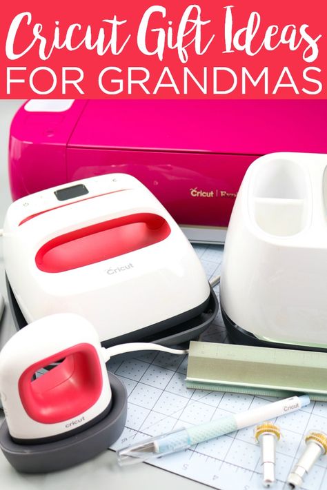 Grandma Cricut, Cricut Gift Ideas, Easy Cricut Projects, Diy Gifts For Grandma, Diy Easter Gifts, Gifts For Grandma, Cheap Christmas Gifts, Diy Buttons, Diy Vinyl