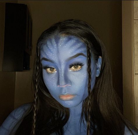 Avatar Inspired Makeup, Avatar Face Paint, Avatar Makeup, Rainbow Eyeshadow, Avatar Face, Halloween Makeup Inspiration, Fun Makeup, Face Painting Halloween, Half Face