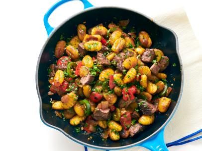 Gnocchi Recipes Healthy, Skillet Dinner Recipes, Steak Dishes, Hash Recipe, Gnocchi Recipes, Food Network Magazine, Beef Dinner, Pork Dishes, Food Magazine