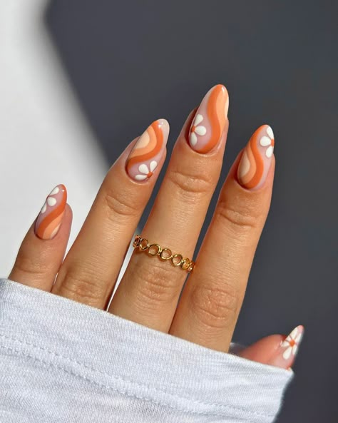 Orange Nail Designs, Kutek Disney, Retro Nails, Nagellack Trends, Green Nail Designs, Cute Nails For Fall, Smink Inspiration, Her Nails, Makijaż Smokey Eye