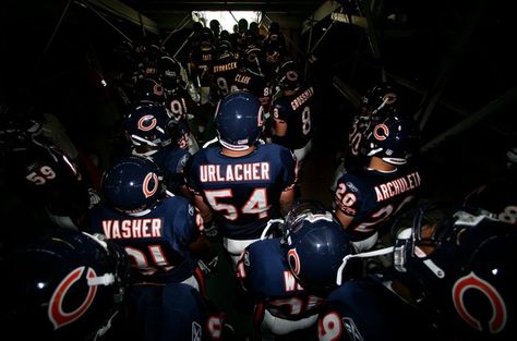 #Urlacher Chicago Sports Teams, Chicago Bears Football, Bears Football, Chicago Sports, My Kind Of Town, The Windy City, Chicago Bears, Nfl Teams, A Group