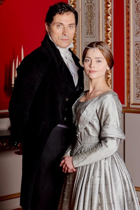 Rufus Sewell and Jenna Coleman as Lord Melbourne and Queen Victoria. Bridgerton Bts, Victoria Masterpiece, Victoria Pbs, Victoria Jenna Coleman, Victoria Tv Show, Victoria Costume, Lord Melbourne, Victoria 2016, Victoria Itv