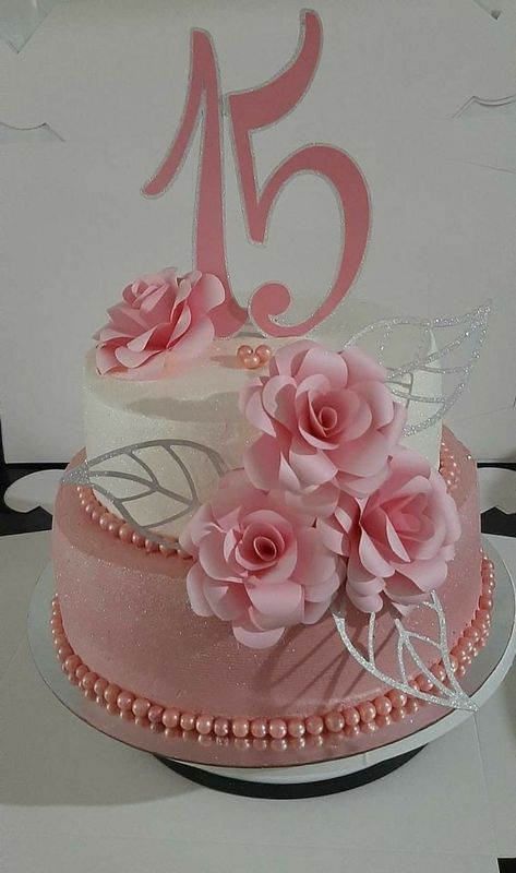 Birthday Cake For Papa, 50th Birthday Cake For Women, Birthday Cake For Women Simple, 15th Birthday Cakes, Rose Gold Cake, 70th Birthday Cake, Big Wedding Cakes, Princess Birthday Cake, Cake Decorating With Fondant