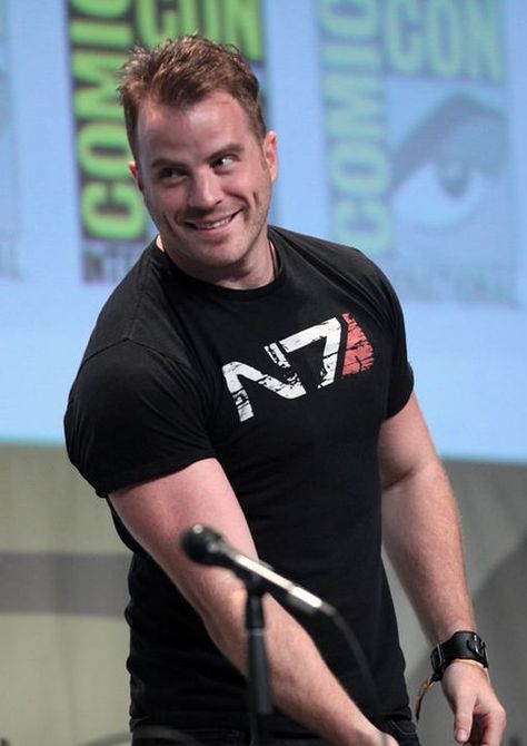 Rob Kazinsky, Tim Dekay, Robert Kazinsky, Uk Actors, Pacific Rim, British Actors, Im In Love, Favorite Celebrities, Celebrity Crush