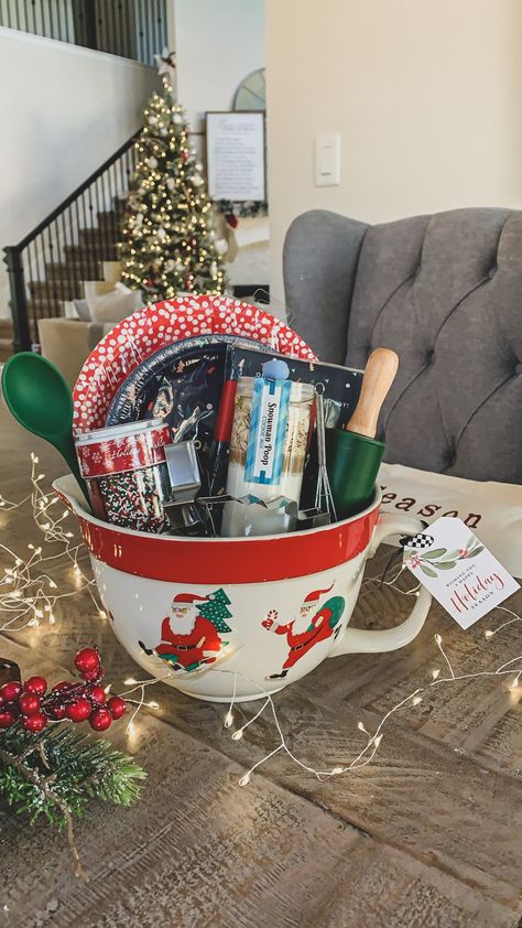 cookies for Santa kit — Hello Honey Cookie Basket Ideas, Christmas Cookie Basket, Cookie Basket, Gift Basket Christmas, Snowman Poop, Sweet Gestures, Cookie Baskets, Cookie Gift Baskets, Appetizers Ideas