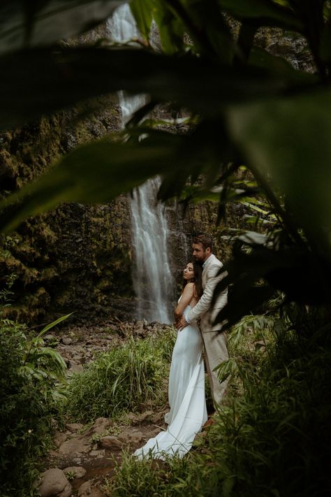 Hawaiian Elopement, Elope In Hawaii, Kauai Elopement, Elopement Venues, Oahu Elopement, Oahu Beaches, Waterfall Wedding, Poipu Beach, How To Elope