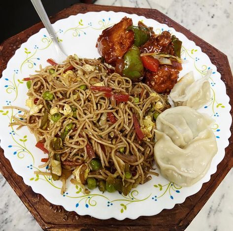 Egg noodles, chilli chicken, chicken momos Chilli Noodles, Chinese Platter, Chicken Momos, Chicken Chilli, Homemade Chinese, Chilli Chicken, Egg Noodles, Chicken Noodle, Noodles