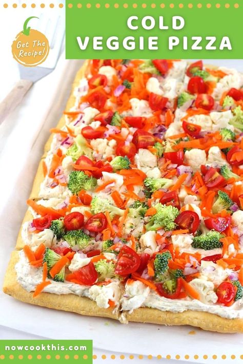 This easy cold vegetable pizza has a crescent roll crust slathered with a ranch-flavored mixture of cream cheese and sour cream and topped with lots of crisp, fresh raw veggies. Serve it as an appetizer, snack, lunch, or even as a light dinner. It's a crowd-pleaser that's perfect for parties, picnics, potlucks, showers, game day, holidays, and more! Get the recipe and try this fun and irresistibly delicious way to eat your veggies! Raw Veggie Pizza Crescent Rolls, Cold Veggie Pizza With Cream Cheese, Vegtable Snacks, Pillsbury Pizza Crust Recipes, Cold Vegetable Pizza, Cream Cheese Pizza, Cold Veggie Pizza, Pizza Appetizer, Veggie Bars