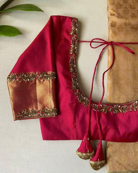 Red Saree With Blue Blouse, Wine Colour Blouse Design, Pink Blouse Designs For Saree Simple, Red Colour Blouse Designs, Diyas Decoration, Silk Blouse Work, Red Blouse Design, Cartoons Krishna, Wedding Blouses