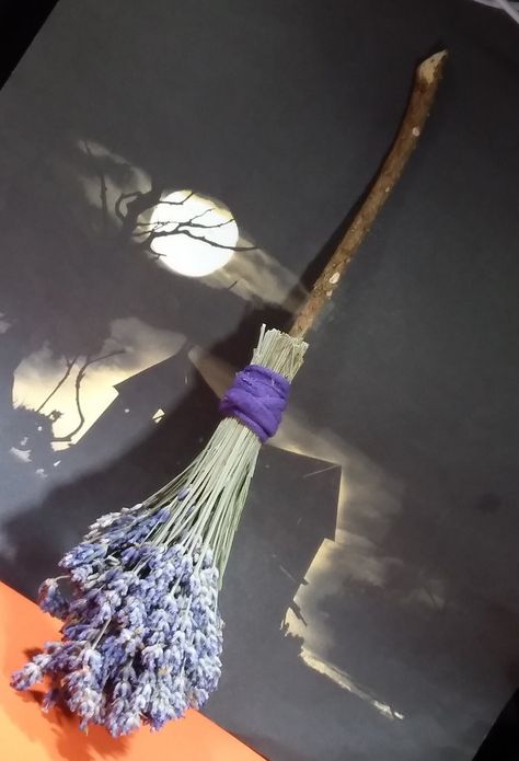 Lavender Witch Aesthetic, Soft Purple Hair, Magical Artifacts, Witchy Items, Witch Purple, Witch's Cottage, Maine Summer, Halloween Brooms, Lavender Crafts