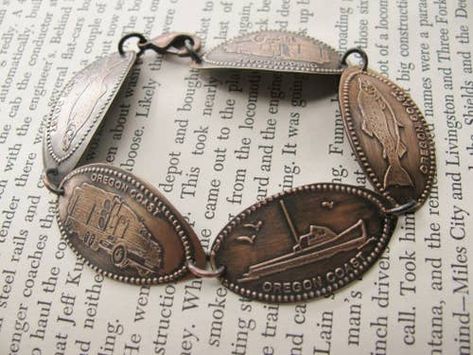 25 Pretty Penny Projects To DIY Penny Bracelet, Lucky Penny, Bracelet Love, A Bracelet, Crafty Craft, Diy Schmuck, Diy Projects To Try, Cute Crafts, Crafts To Do