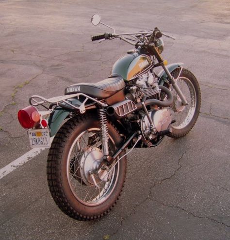 Cb750 Cafe Racer, Yamaha Xs650, Yamaha Cafe Racer, Ducati Hypermotard, Motorcross Bike, Yamaha Bikes, Enduro Motorcycle, Japanese Motorcycle, Yamaha Motorcycles