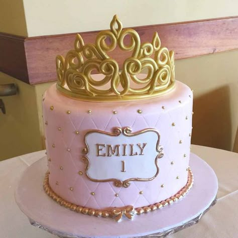 Princess Cake With Crown Pink And Gold Cake, Princess Theme Birthday, Princess Birthday Cake, Crown Cake, Cake Name, Baby Birthday Cakes, Gold Cake, Princess Cake