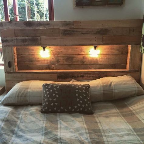 Headboard with lights. Love. Fort Ideas, Rustic Bed, Bed Idea, Beachy Bedroom, Headboard With Lights, Custom Headboard, Bedroom Oasis, Wooden Headboard, Rustic Bedding