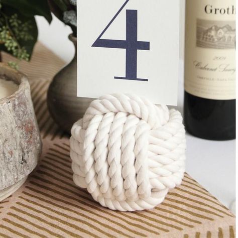 Wedding Knot, Monkey Fist Knot, Wedding Nautical, Nautical Table, Nautical Themed Party, Nautical Knots, Nautical Wedding Theme, Top Wedding Trends, Table Card Holder