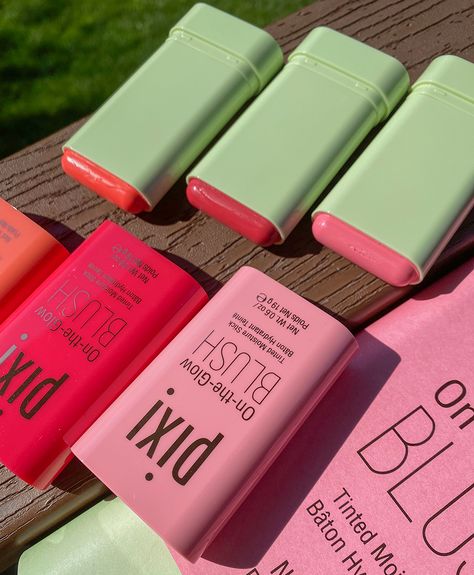 Pixi Blush Aesthetic, Skincare Gadgets, Makeup For Summer, Pixi Beauty, Cheek Makeup, Paper Craft Videos, Cosmetic Logo, Cheek Stain, Dream Aesthetic