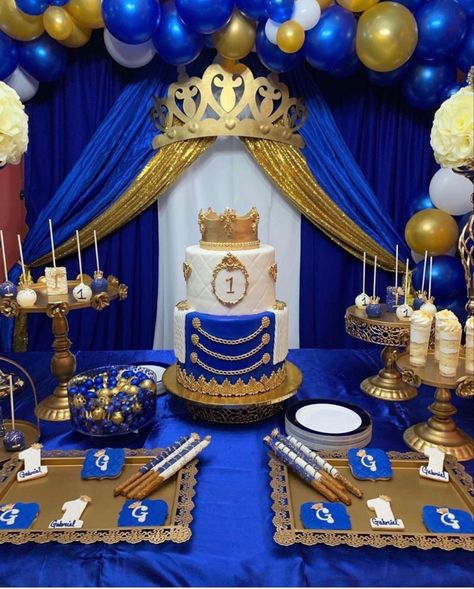 Royal Baby Shower Boy, Royalty Baby Shower, Royal Prince Birthday Party, Prince Birthday Theme, Prince Baby Shower Theme, Boy Shower Themes, Prince Birthday Party, Prince Theme, Baby Shower Dessert Table