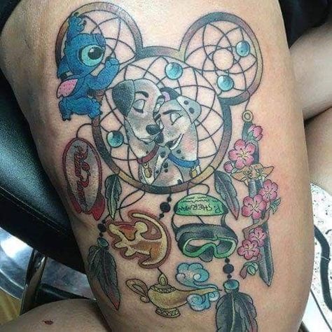 Disney Tattoo Ideas, Tattoo Dreamcatcher, Dreamcatcher Tattoo Meaning, Tattoos For Women On Thigh, Dreamcatcher Tattoos, Disney Sleeve Tattoos, Dream Catcher Tattoo Design, Stitch Tattoo, Movie Tattoo