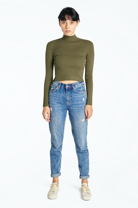 Woman wearing an army green high neck top mockup with high waisted blue jeans | premium image by rawpixel.com / Chanikarn Thongsupa Cloth Background, Vintage Cloth, High Neck Top, Clothing Mockup, Studio Shoot, Female Images, Vintage Style Outfits, Army Green, Outfit Of The Day