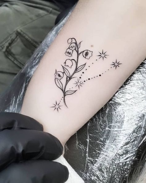 Dainty taurus flower tattoo Taurus Star Constellation Tattoo Flower, Flower Taurus Tattoo, Taurus Floral Tattoo, Taurus Star Tattoo, Taurus Flower Tattoo, Taurus Zodiac Tattoo, Taurus Flower, Taurus Symbol Tattoo, Lily Tattoos