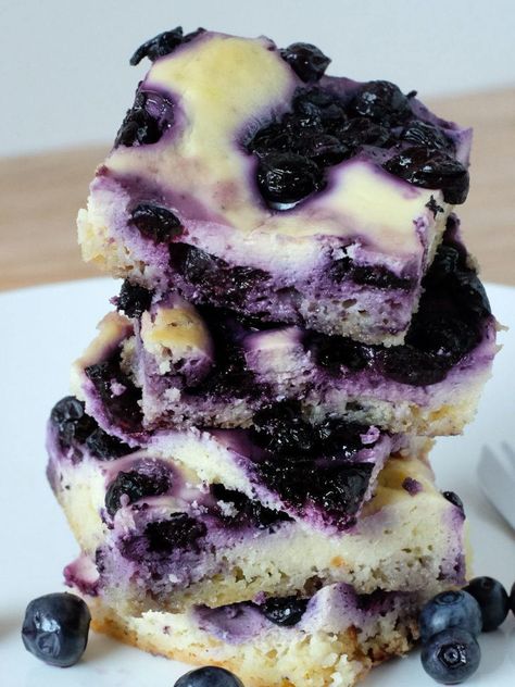 Keto Blueberry Buckle, Keto Fresh Blueberry Recipes, Blueberry Keto Dessert, Keto Blueberry Cheesecake, Ketosis Recipes, Dr Livingood, Blueberry Cheesecake Bars, Blueberry Cheesecake Recipe, Keto Blueberry