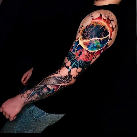 Arm Tattoo Men Colorful, Colourful Tattoos Men, Bright Color Tattoos Men, Psychadelic Tattoo Sleeve, Shoulder Tattoo Colorful, Tattoo Ideas For Men Color, Color Sleeve Tattoos For Men, Color Tattoo For Men Arm, Colored Tattoo For Men