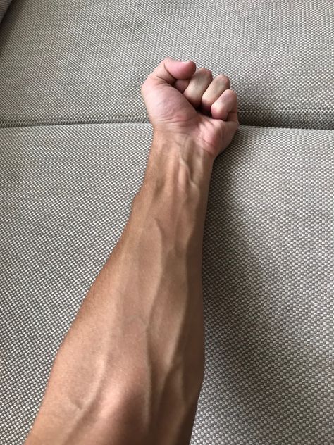 The Simple Wild, Arm Veins, Veiny Arms, Veiny Hands, Hand Veins, Simple Tattoos For Guys, Icy Blonde Hair, Hot Hands, Gym Guys