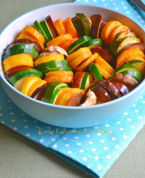 How to make Ratatouille with Plantains Ratatouille With Potatoes, Ratatouille Recipe No Eggplant, How To Make Ratatouille, Rustic Ratatouille Recipe, Remy’s Ratatouille Recipe, Remi's Ratatouille, Nigerian Food, Ethnic Recipes