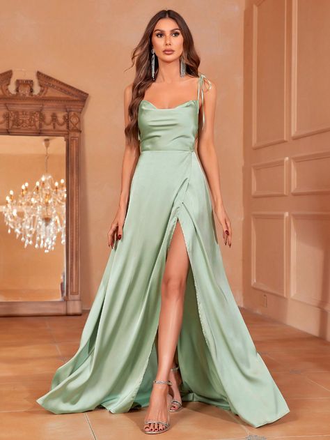 de hombros con cordón bajo cruzado de satén Cami Vestido de vestirHe descubierto los artículos más increíbles en SHEIN.com, ¡ve y echa un vistazo! Mint Bridesmaid Dresses, Wedding Dresses For Kids, Mint Green Dress, Wedding Dress Sequin, Sequin Wedding, Shoulder Wrap, Satin Cami, Satin Bridesmaid Dresses, Women Shawl