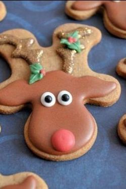 Decorated Gingerbread Man Cookies, Gingerbread Cookie Recipes, Ginger Man Cookies, Reindeer Gingerbread Cookies, Easy Gingerbread Cookie Recipe, Rudolph Cookies, Gingerbread Reindeer, Easy Gingerbread Cookies, Gingerbread Cookie Dough