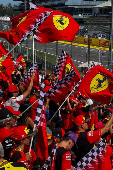 Formula 1 Iphone Wallpaper, Formula 1 Race, Escuderias F1, Watch F1, F1 Race, Pray For Love, F1 Wallpaper Hd, Formula 1 Car Racing, Ferrari Racing