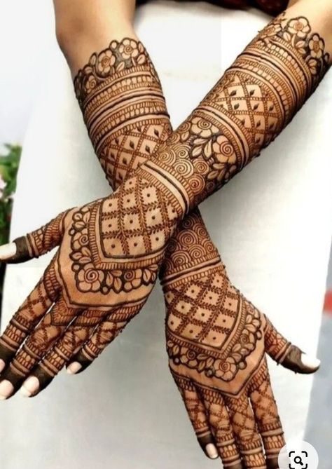 Back Hand Mehndi Design Full, Mehandhi Designs For Bride Bridal, Bridal Mehandi Designs Simple, Full Backhand Mehndi Designs, Mehandi Back Hand Designs Bridal, Mehandi Designs For Hands Full Hand, Bridal Mehndi Designs Brides Wedding, Simple Engagement Mehndi Designs Unique, Dulhan Mehandi Unique Bridal