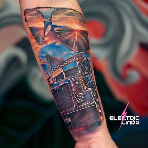 Peterbilt Tattoo Ideas, Truck Tattoo For Women, Kenworth Tattoo, Truck Tattoo Design, Truck Driver Tattoo Ideas, Trucker Tattoo Ideas, Truck Tattoo Ideas, Truck Tattoos, Linda Tattoo