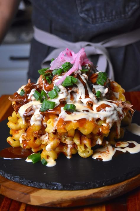 Crispy Mac and Cheese Waffles with Juicy Pulled Pork - Sauced Up! Foods Pulled Pork Waffles, Mac And Cheese And Pulled Pork, Pulled Pork With Mac And Cheese, Mac And Cheese Waffles, Crispy Mac And Cheese, Sauced Up Foods, Pulled Pork Sauce, American Comfort Food, Waffle Iron Recipes