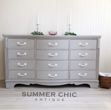 Annie Sloan Paris Gray chalk paint makeover Chalk Paint Bedroom Furniture, French Provincial Dresser Makeover, Annie Sloan Paris Grey, Gray Painted Furniture, French Furniture Bedroom, Paint Makeover, Annie Sloan Painted Furniture, Painted Dressers, Chalk Paint Makeover