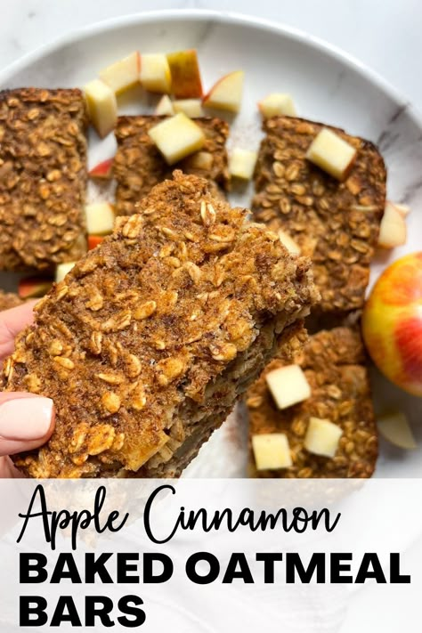 Apple Cinnamon Baked Oatmeal Bars are an easy and healthy meal prep breakfast. These bars are fiber-filled, gluten free and refined sugar free! Apple Cinnamon Oat Bars Healthy, Apple Cinnamon Oatmeal Breakfast Bars, Applesauce Bars Healthy, Apple Oat Breakfast Bars, Healthy Apple Breakfast Bars, Baked Oatmeal Bars Recipes, High Fiber Oatmeal Bars, High Fiber Baked Oatmeal, Apple Oatmeal Bars Healthy