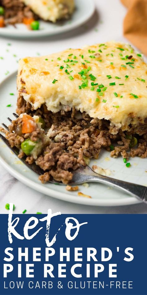 A piece of shepherd's pie on a small round plate, one piece takes with the fork. Keto Shepherd's Pie, Favorite Casserole Recipes, Recipe Cauliflower, Meal Plan Keto, Shepherd's Pie Recipe, Keto Dinner Recipes, Shepherds Pie Recipe, Low Carb Casseroles, Joy Filled Eats