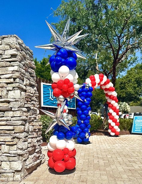 Beautiful 4th of July balloon decorations for the Tampa Bay area! Info@justballoondesigns.com. www.justballoondesigns.com 4th Of July Balloons Decoration, 4th Of July Balloon Columns, Fourth Of July Balloon Arch, Veterans Day Balloons, 4th Of July Balloon Decorations, Fourth Of July Balloons, 4th Of July Balloon Garland, Balloon Business, Balloon Designs